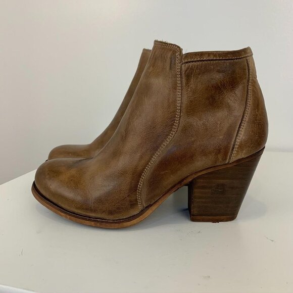 Roan NWOT Sz 6 Leather heel ankle boots womens tan - Picture 2 of 8